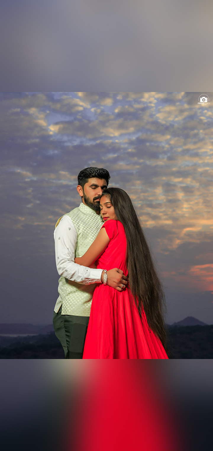 friends photo fashion Pose Image