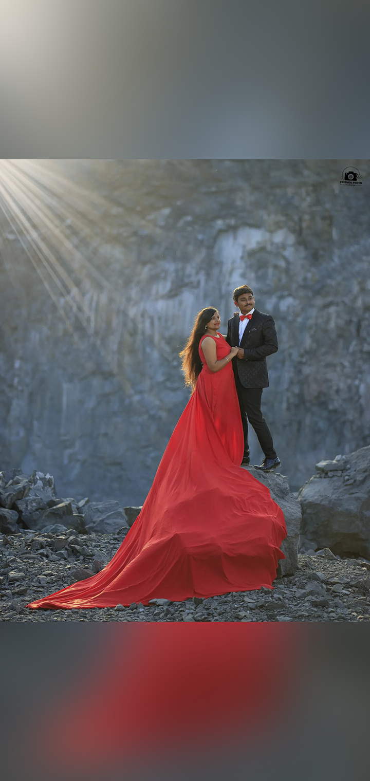 friends photo fashion Pose Image