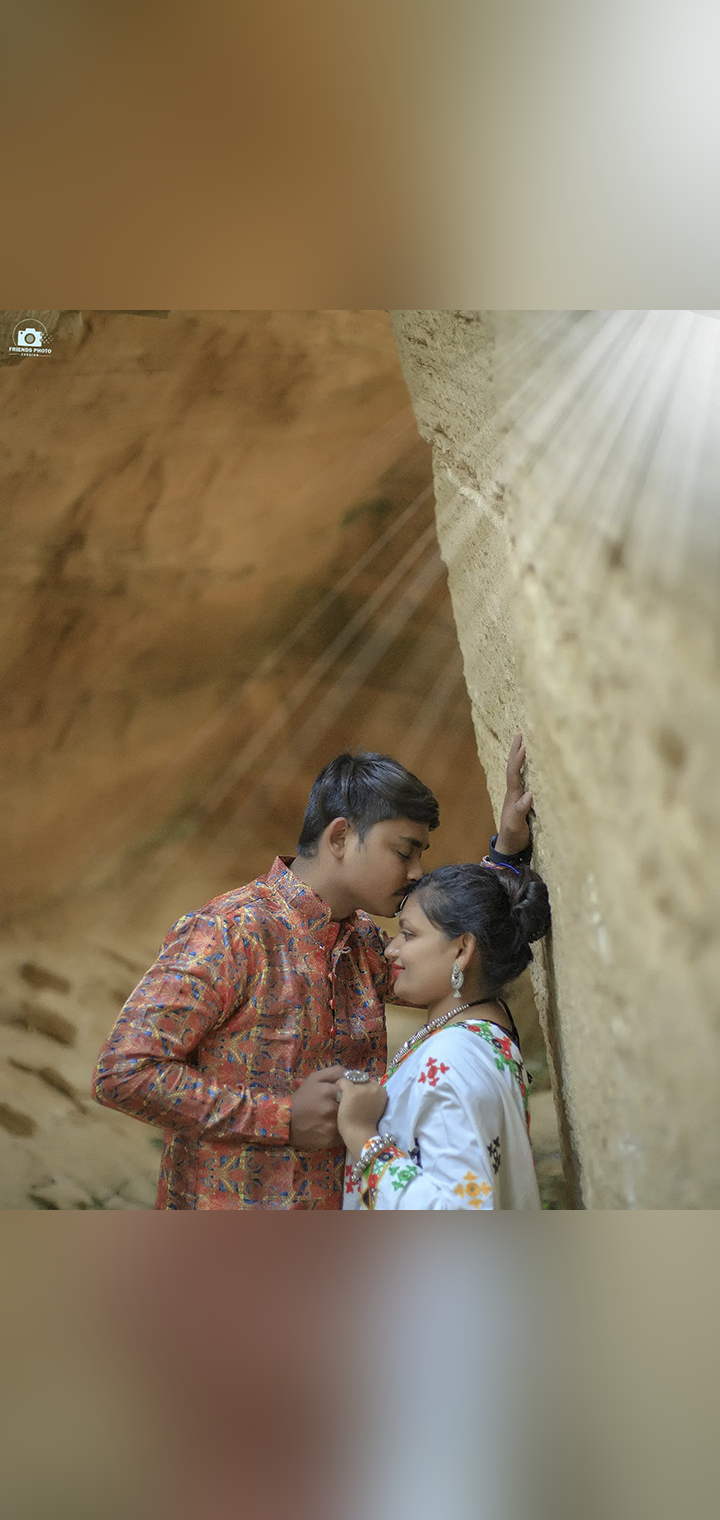 friends photo fashion Pose Image