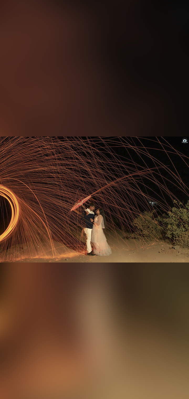 friends photo fashion Pose Image