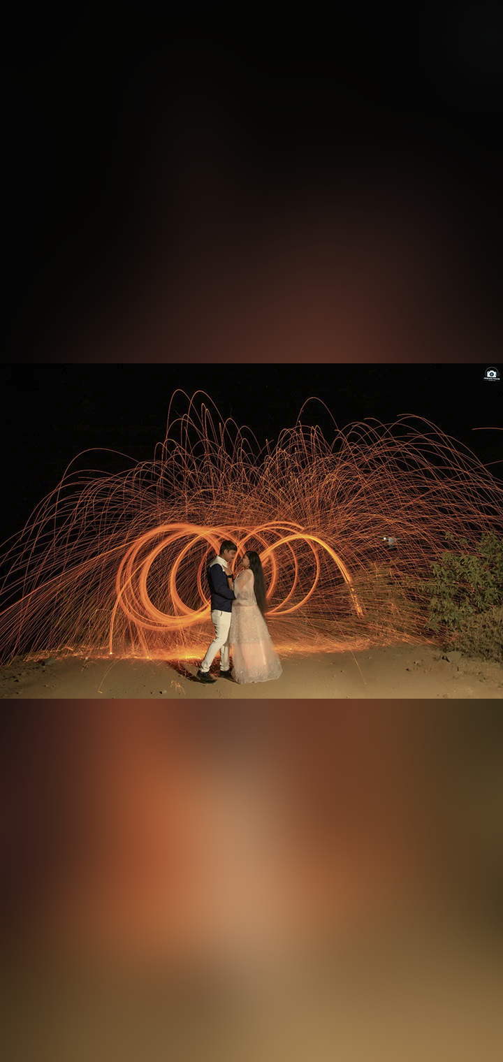 friends photo fashion Pose Image