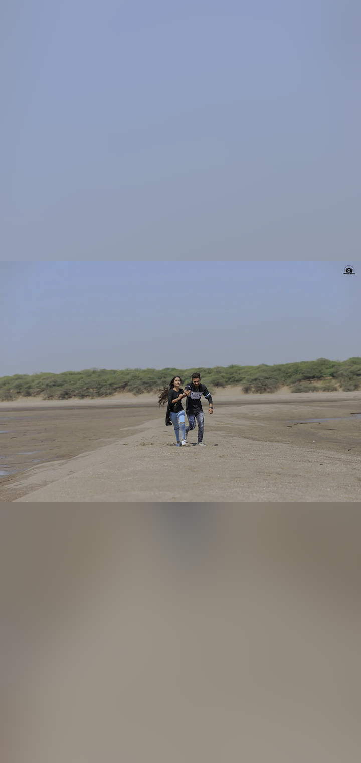 friends photo fashion Pose Image