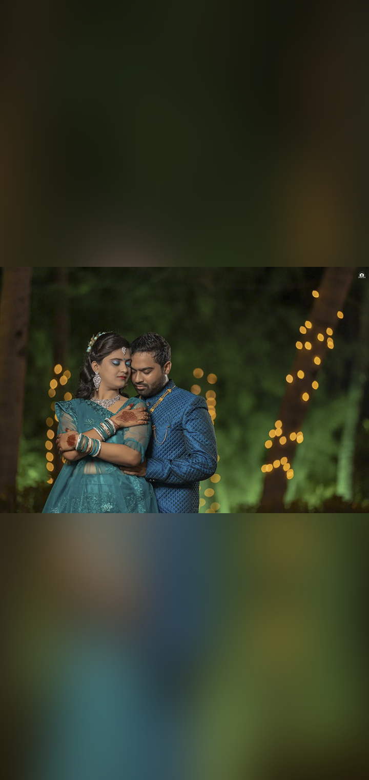 friends photo fashion Pose Image