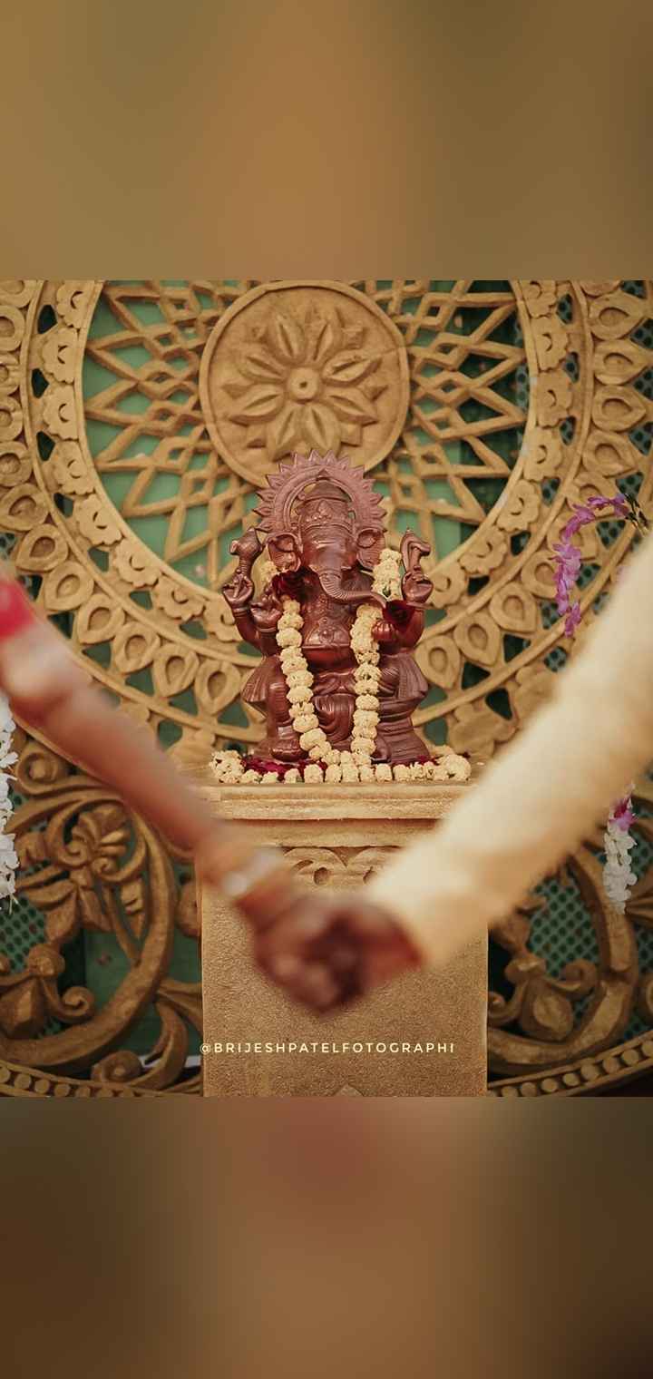Brijesh Patel Photography Pose Image