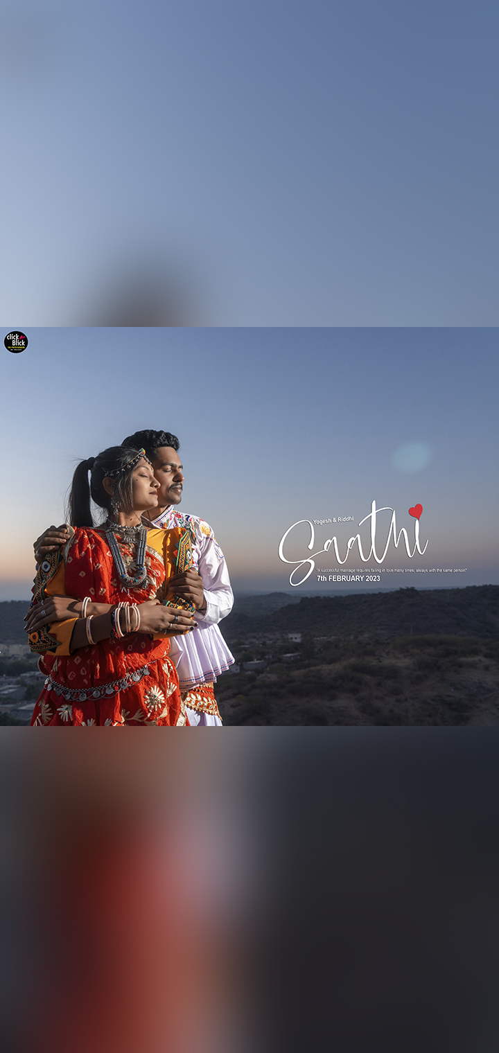 CLICK BLICK Pose Image