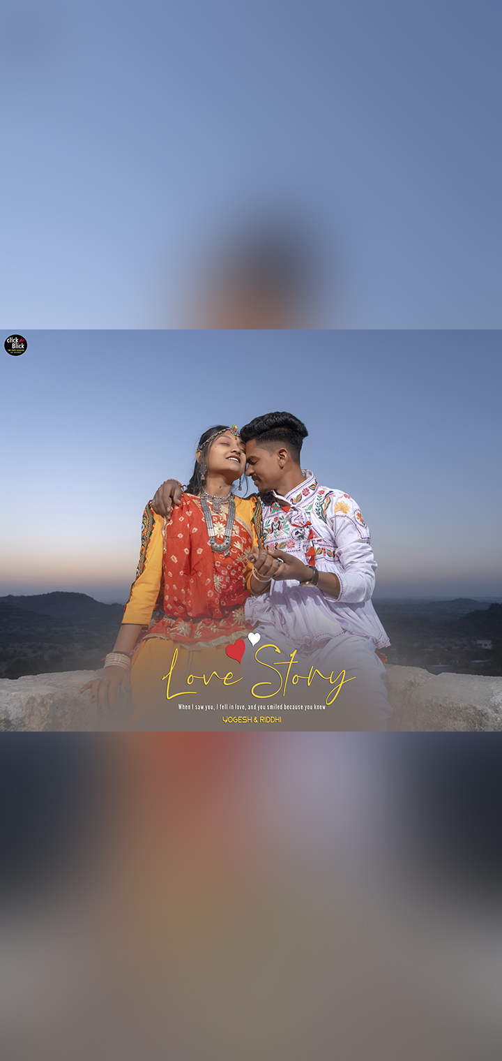 CLICK BLICK Pose Image