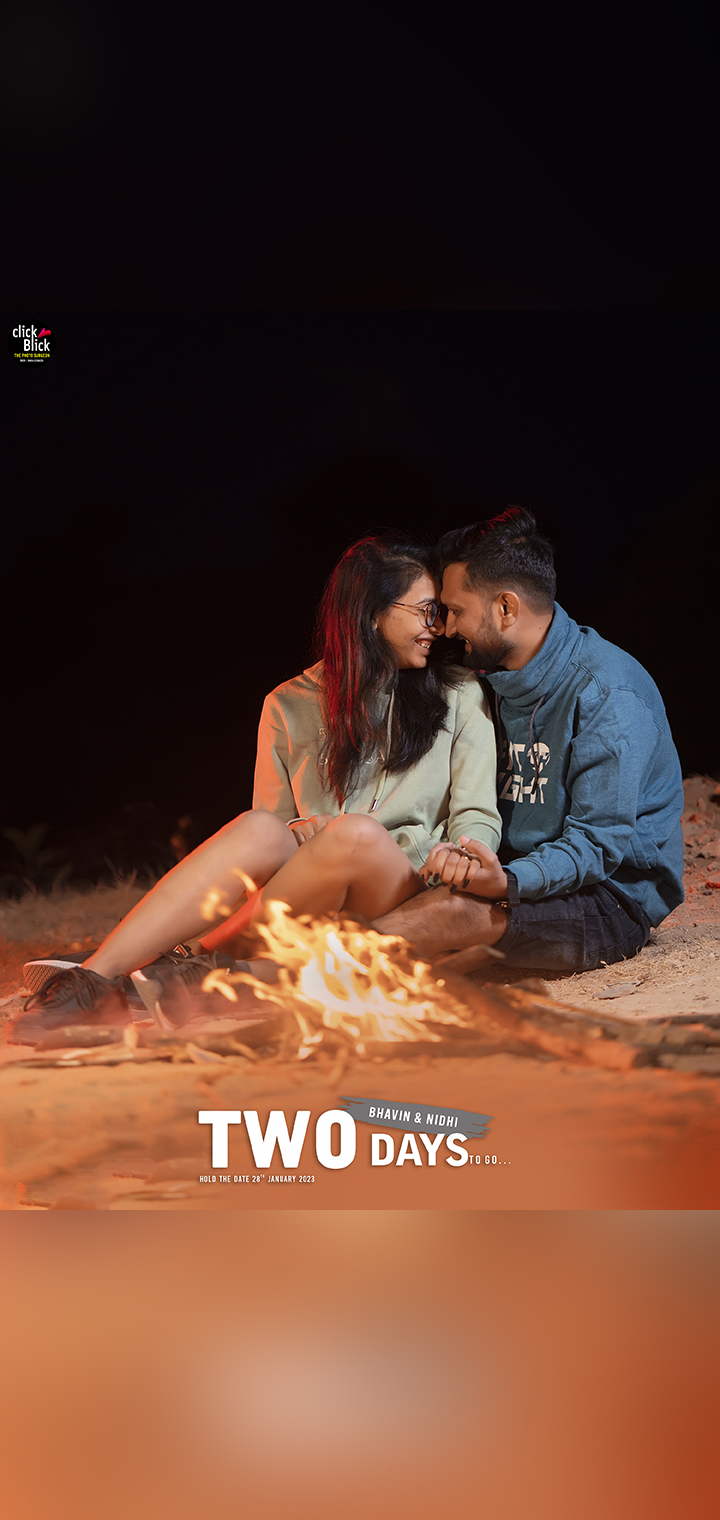 CLICK BLICK Pose Image