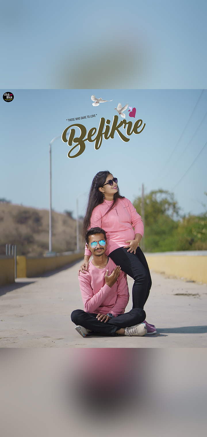 CLICK BLICK Pose Image