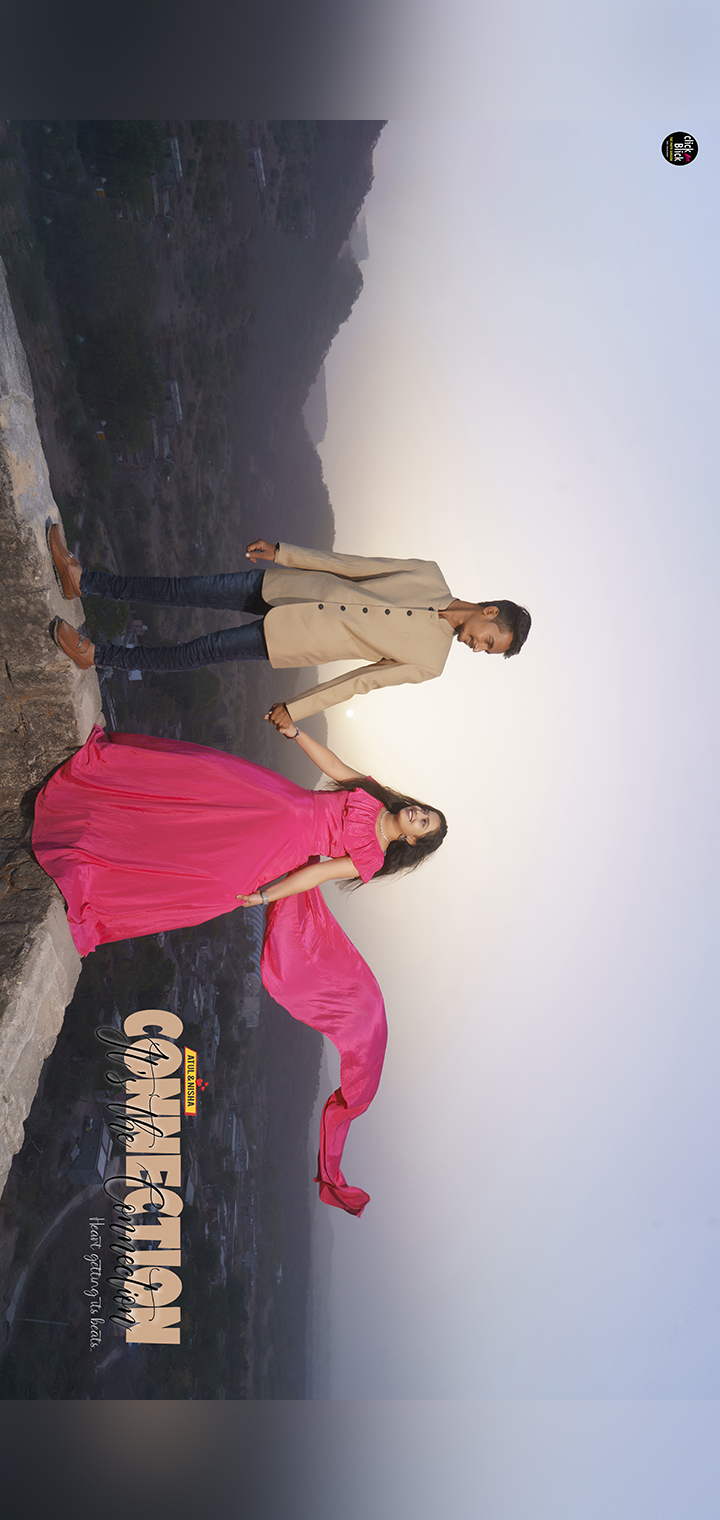 CLICK BLICK Pose Image