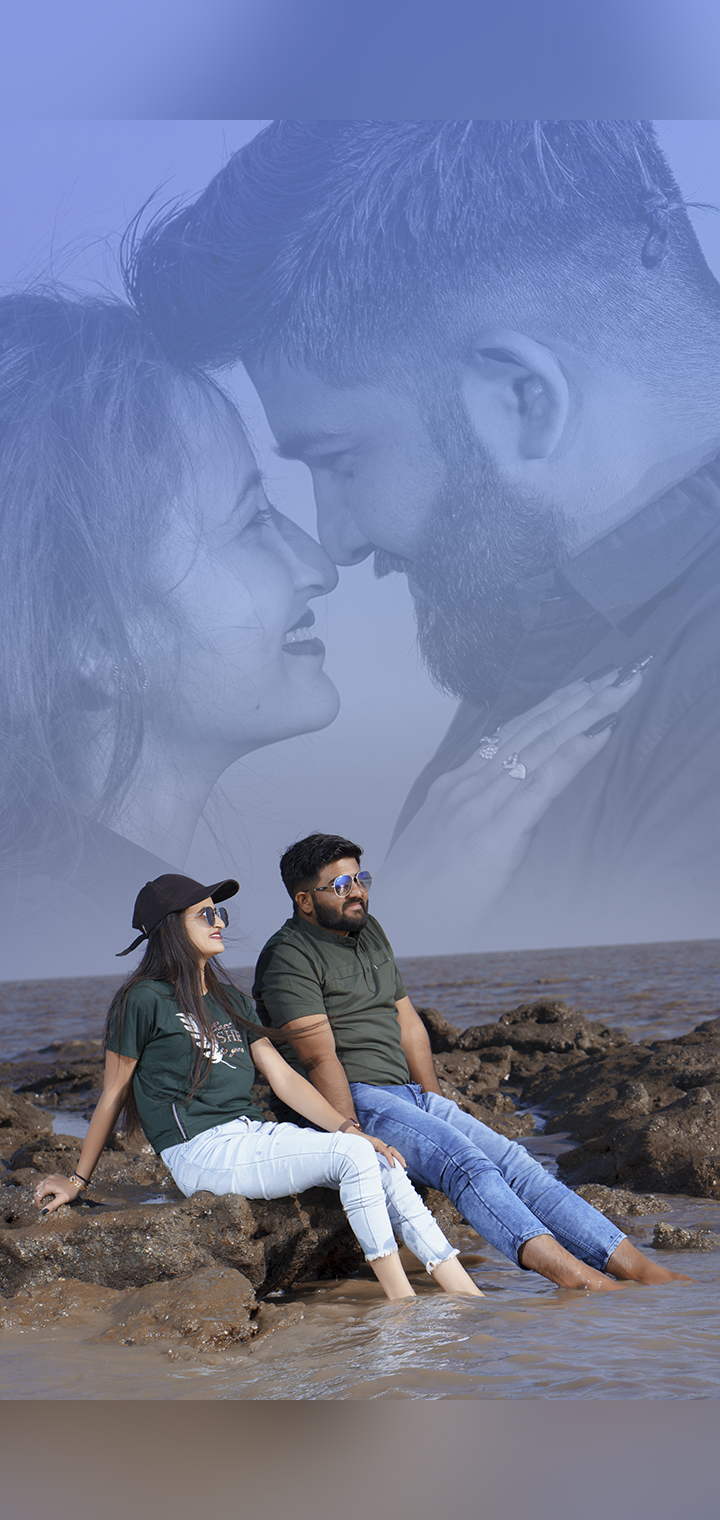CLICK BLICK Pose Image