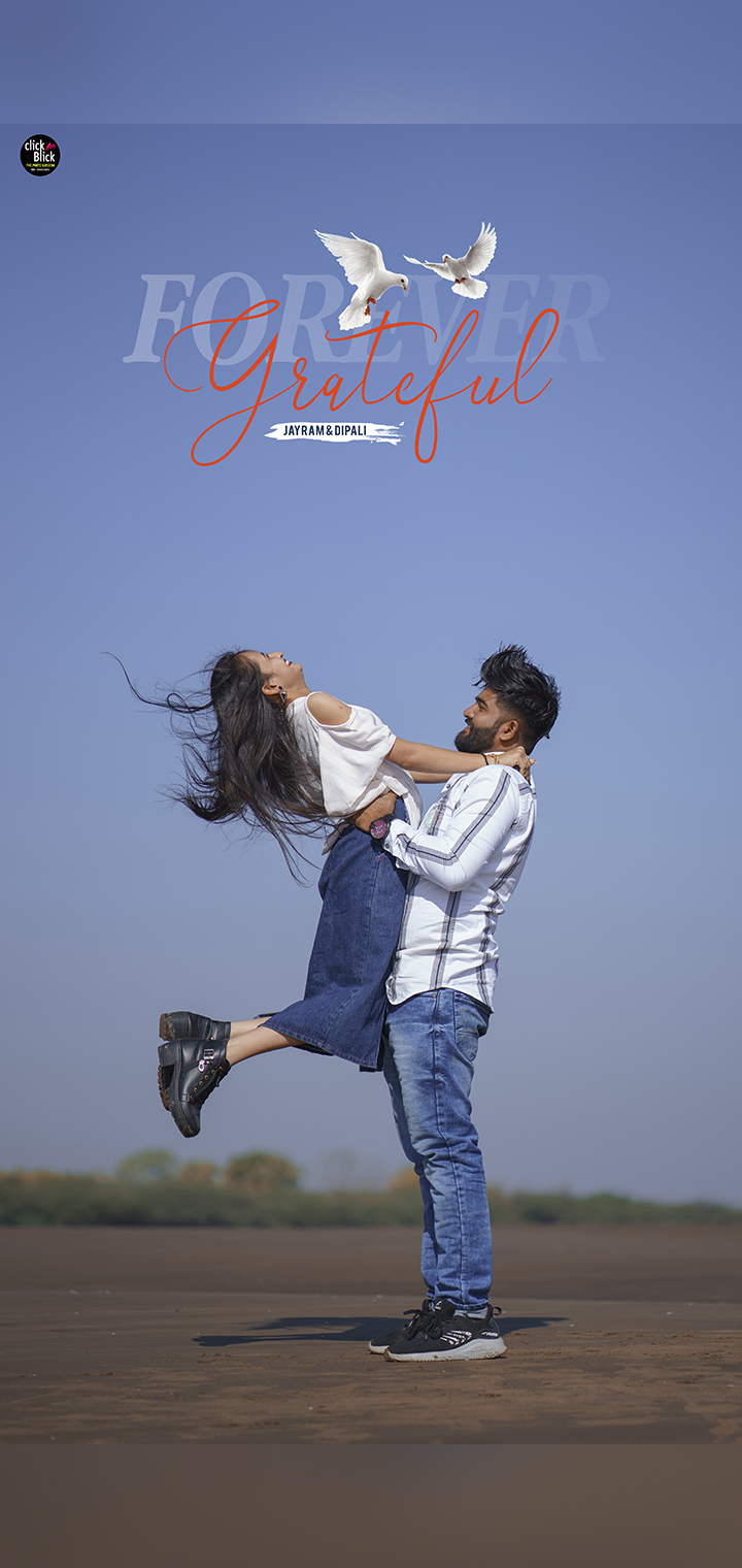 CLICK BLICK Pose Image