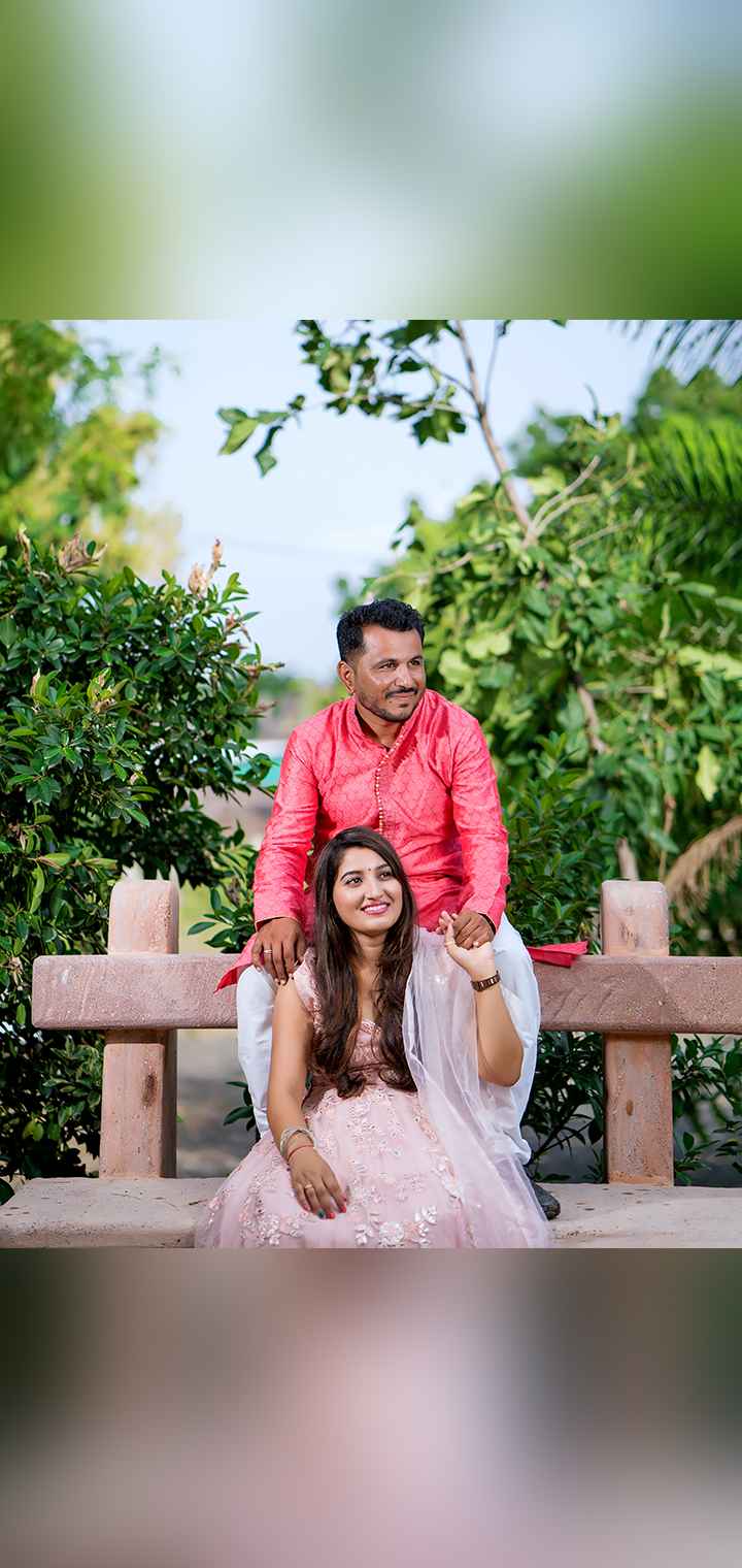 CLICK BLICK Pose Image