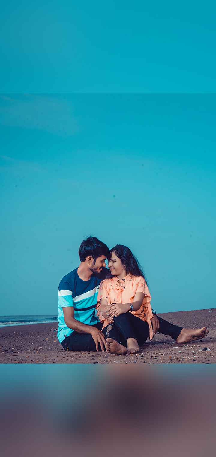 CLICK BLICK Pose Image