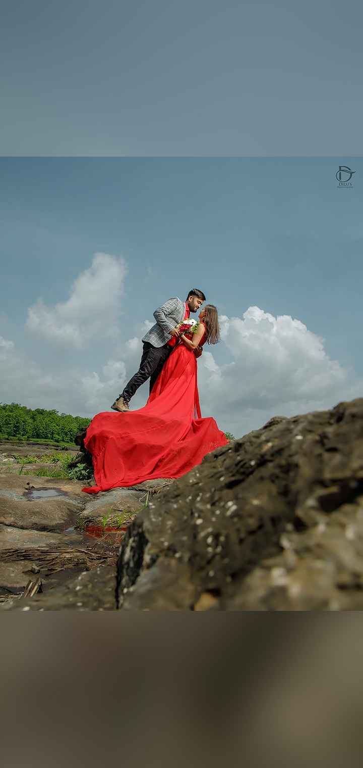 Dilus Photography Pose Image