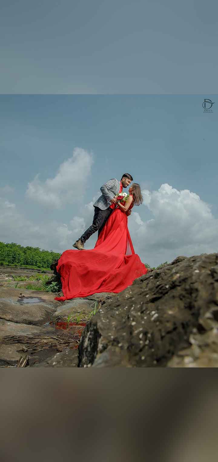 Dilus Photography Pose Image