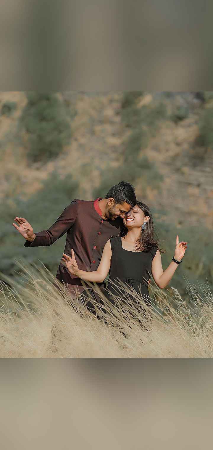 Dilus Photography Pose Image