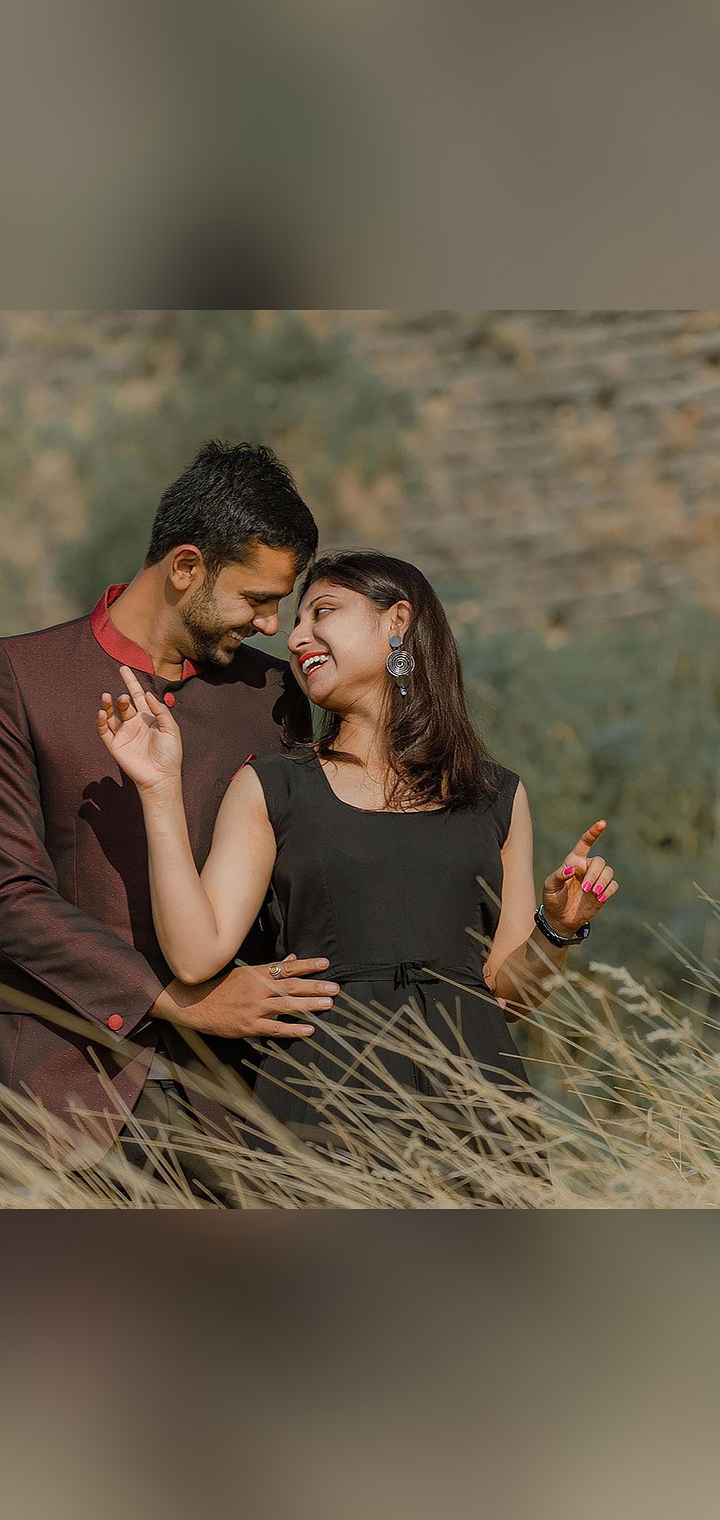 Dilus Photography Pose Image