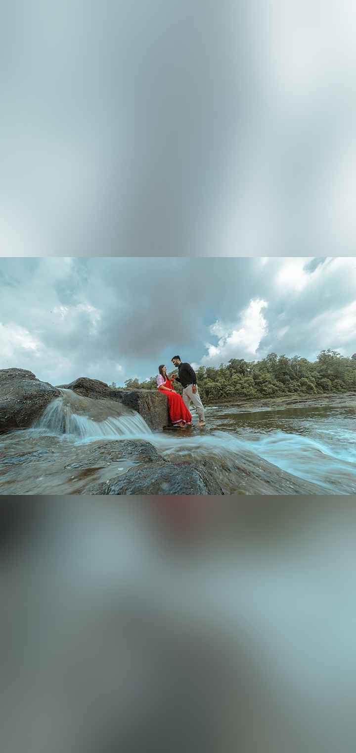 Dilus Photography Pose Image