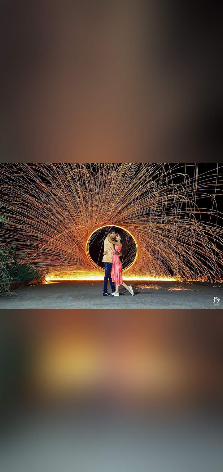 Dilus Photography Pose Image