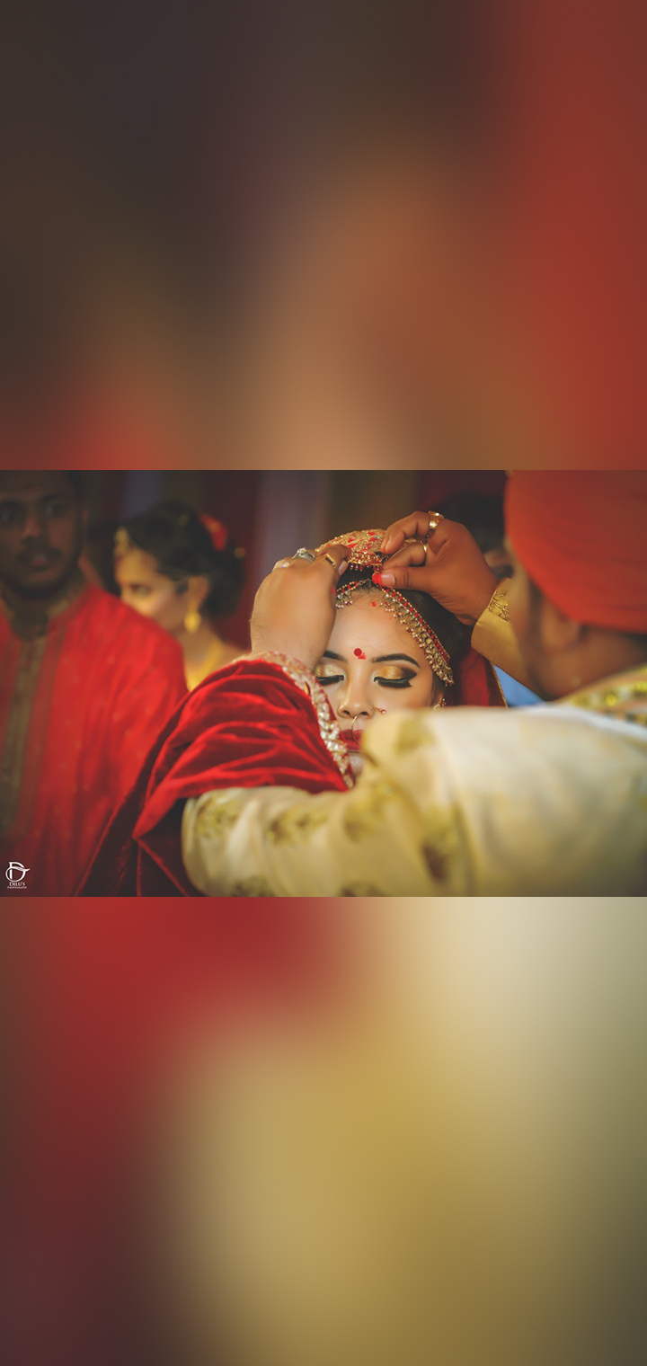 Dilus Photography Pose Image