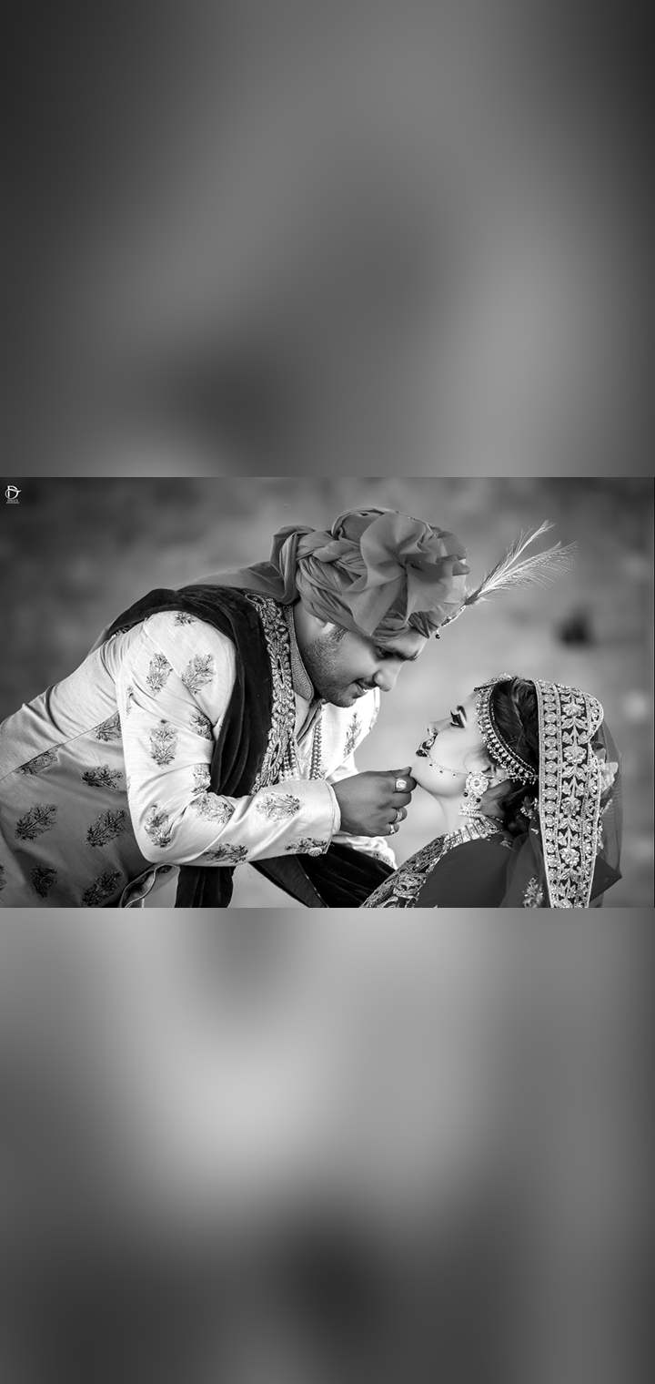 Dilus Photography Pose Image