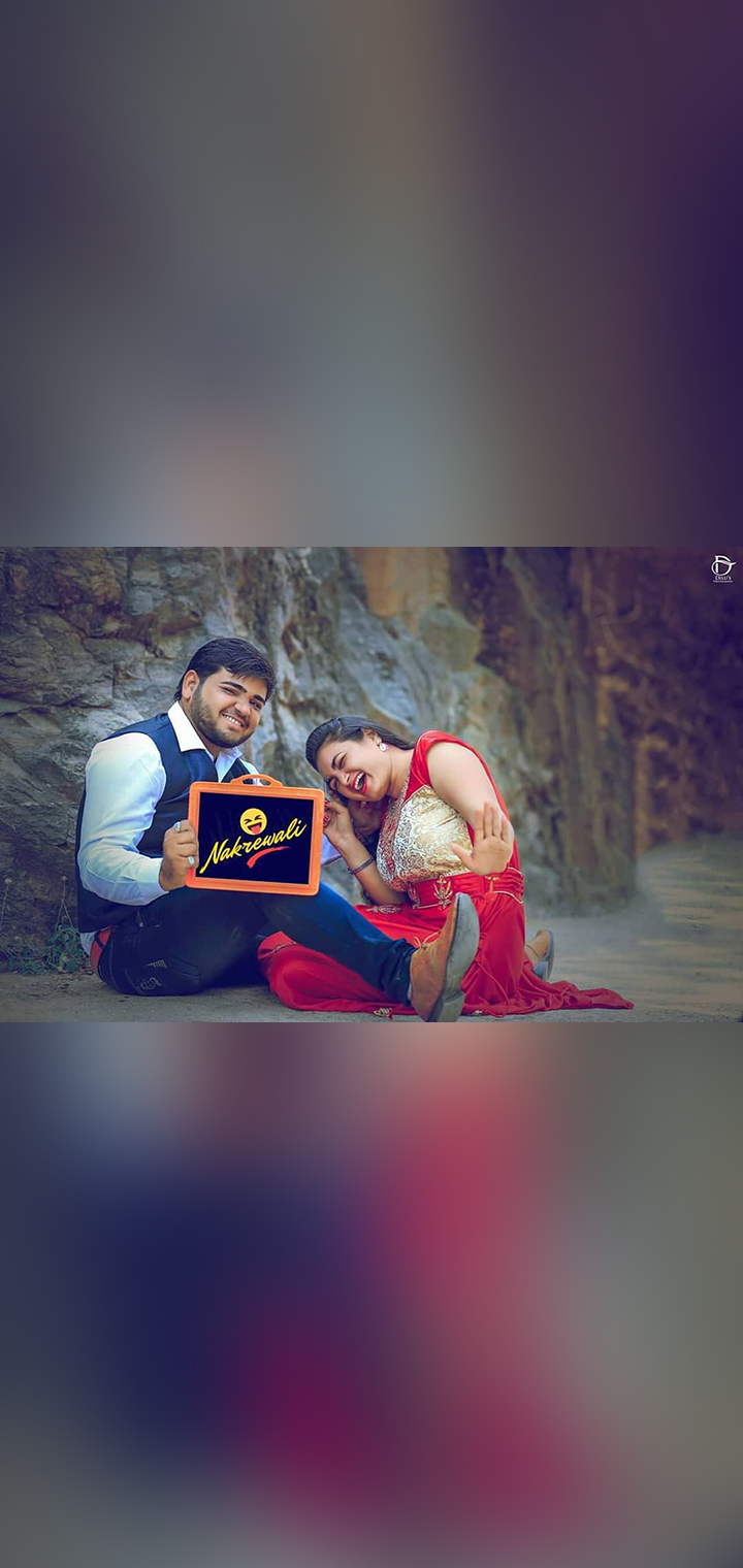 Dilus Photography Pose Image