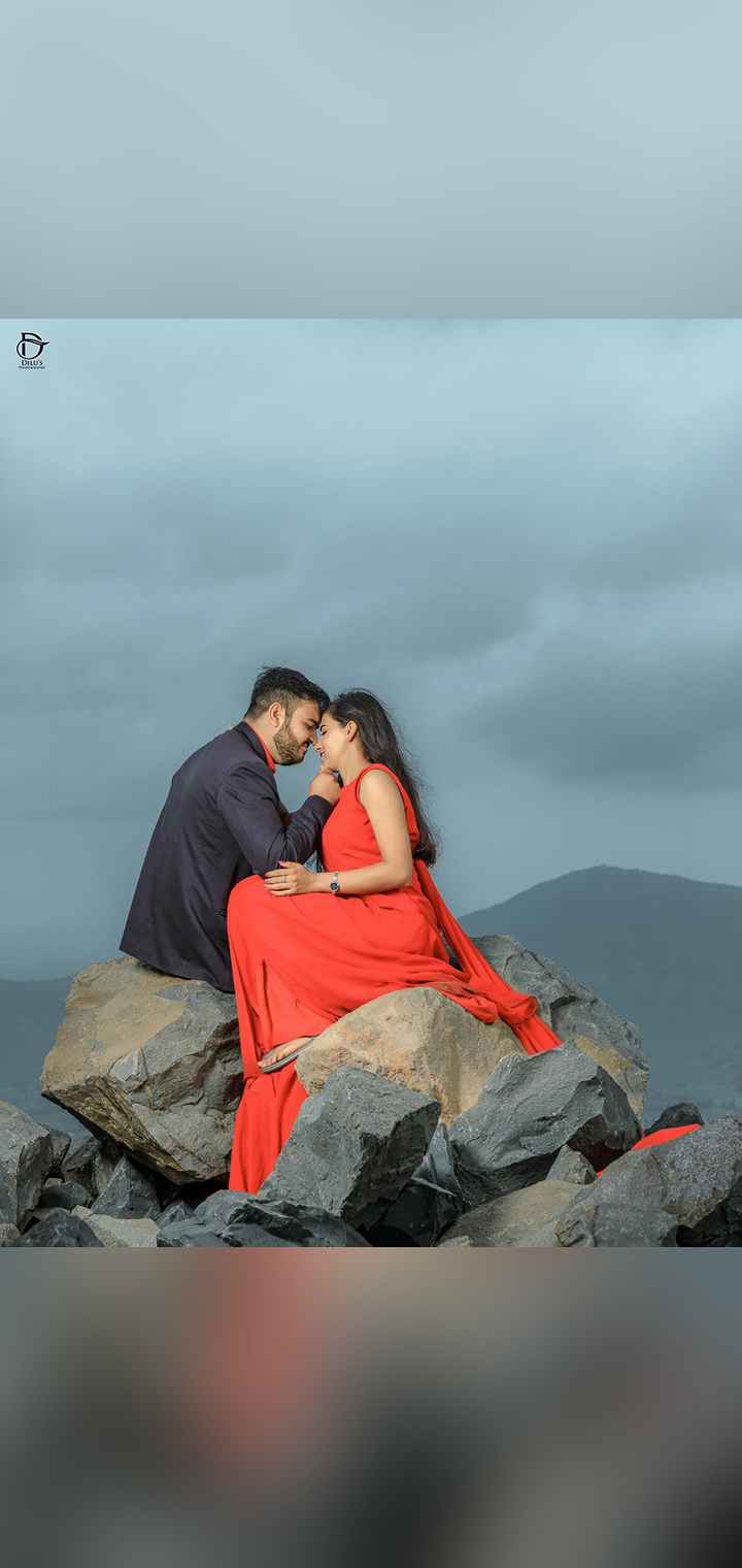 Dilus Photography Pose Image
