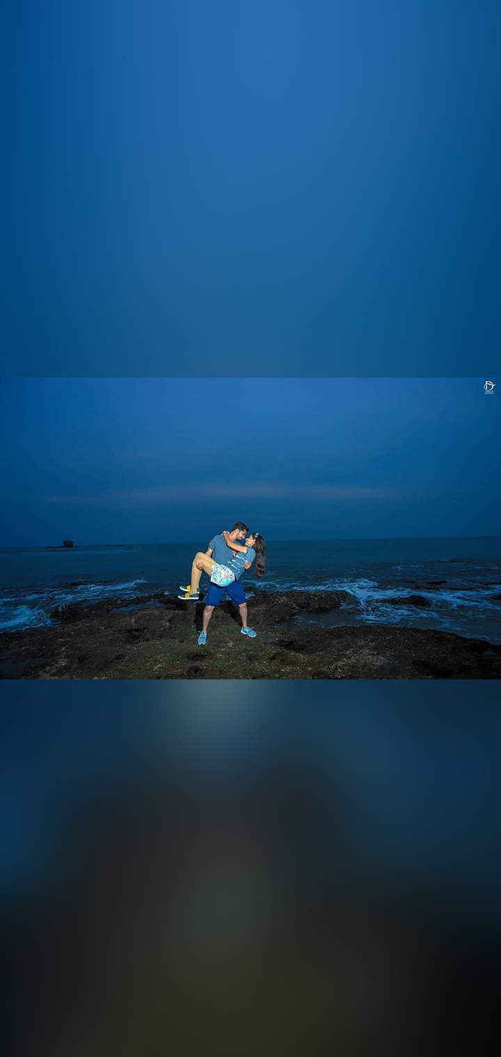 Dilus Photography Pose Image