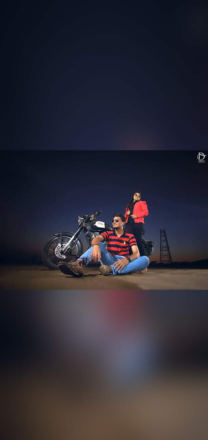 Dilus Photography Pose Image