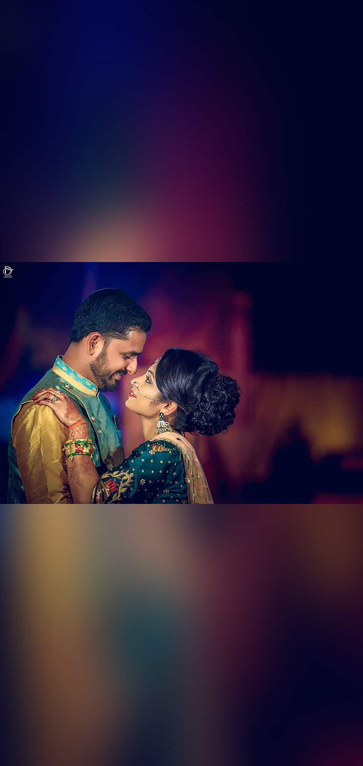 Dilus Photography Pose Image