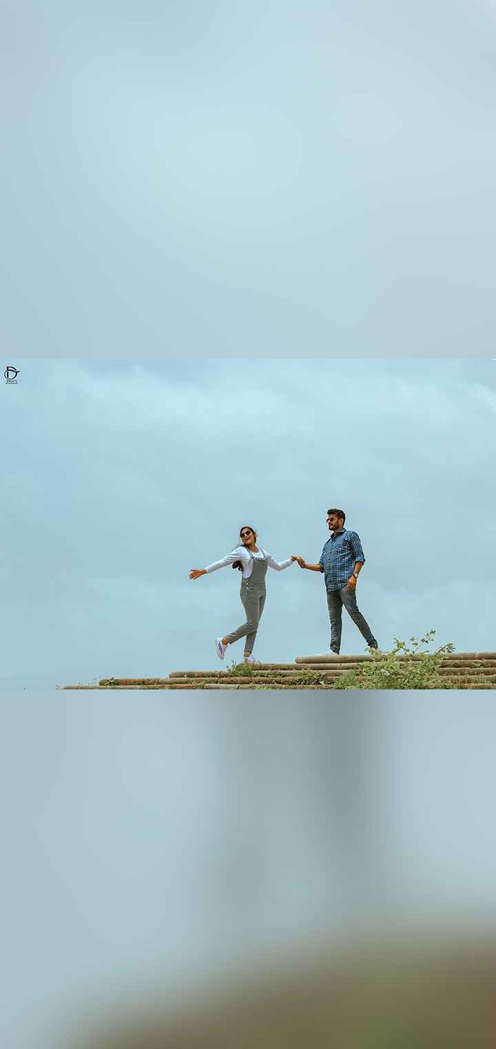 Dilus Photography Pose Image