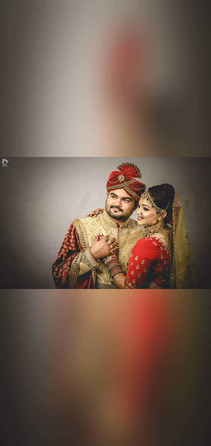 Dilus Photography Pose Image