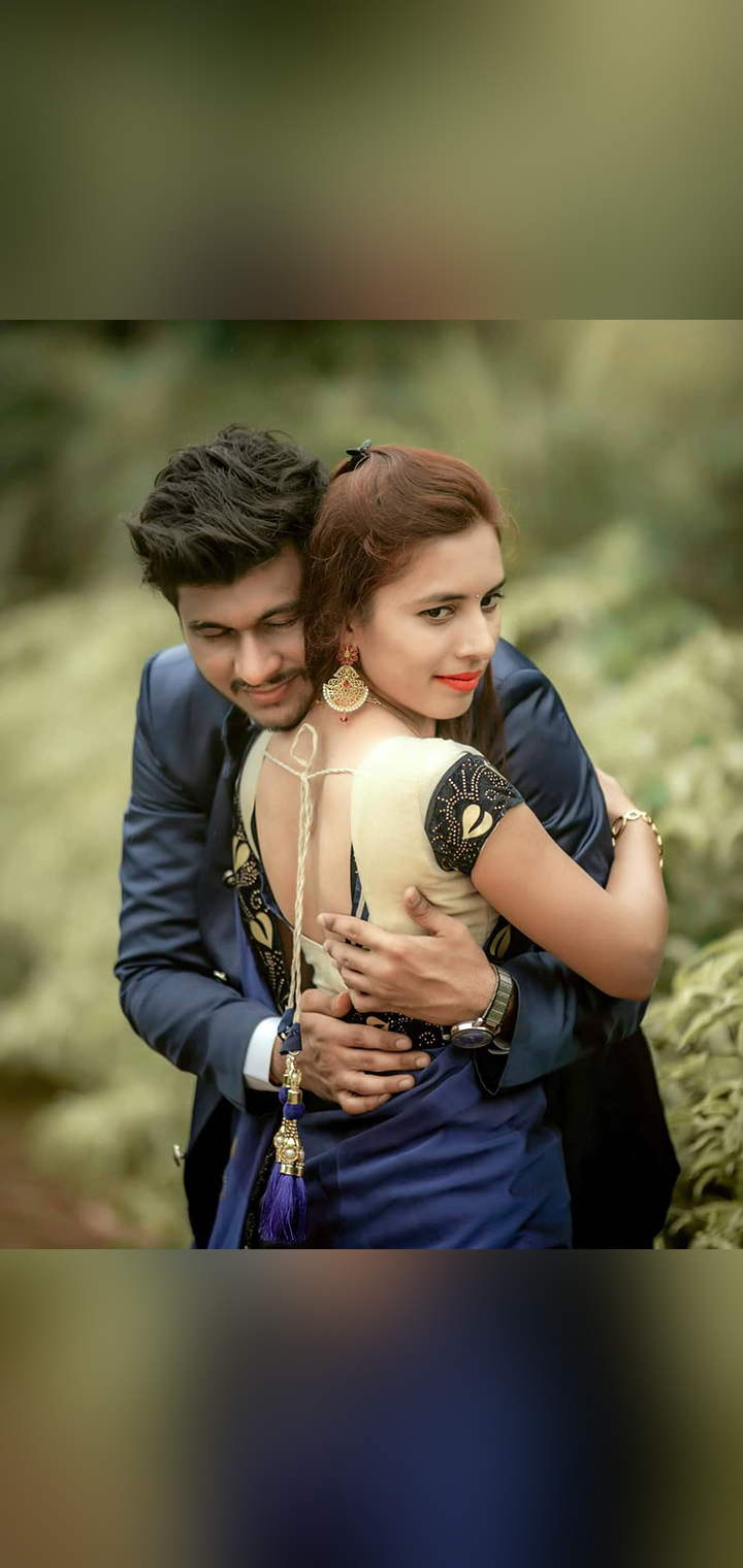 Dilus Photography Pose Image