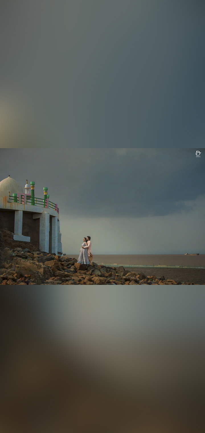 Dilus Photography Pose Image