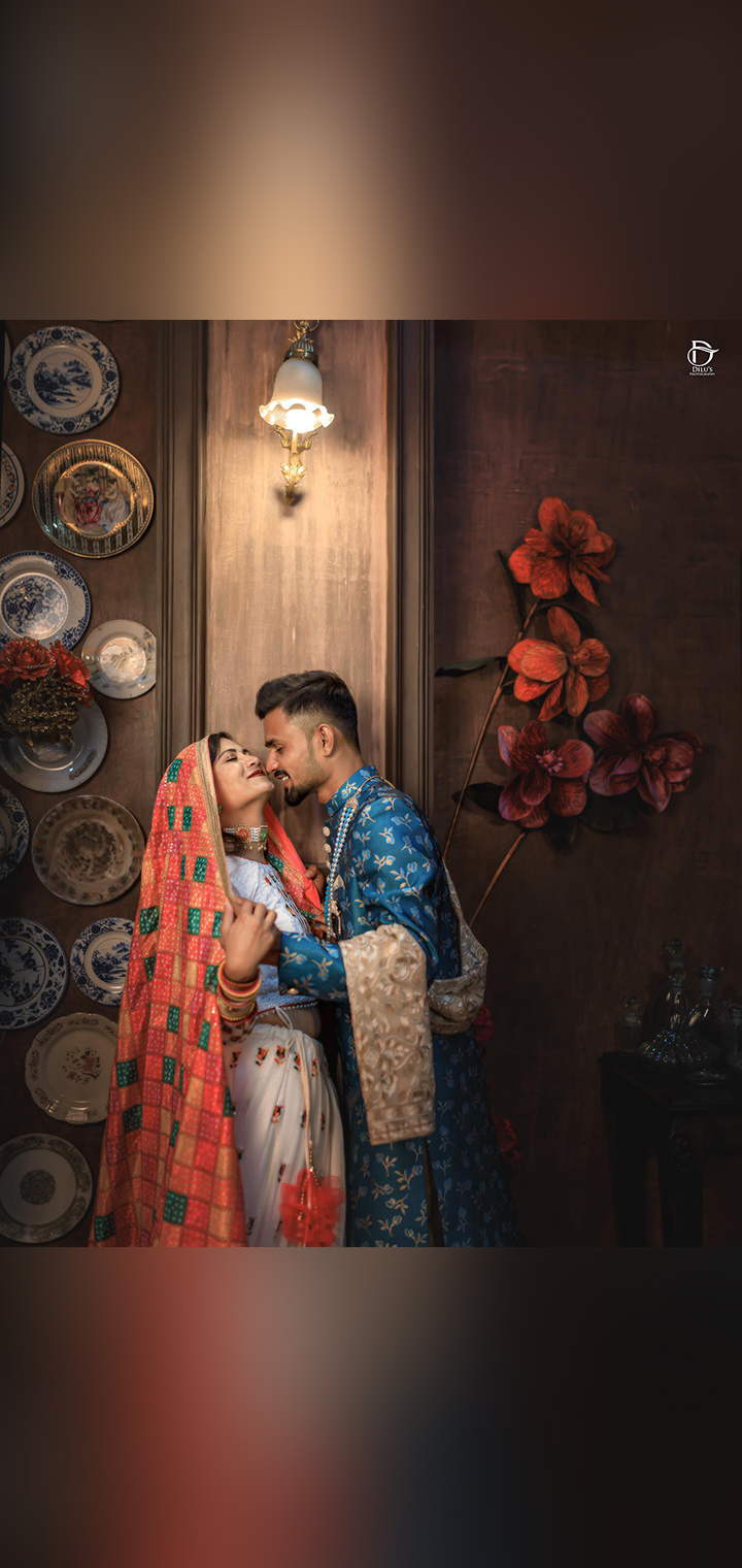 Dilus Photography Pose Image