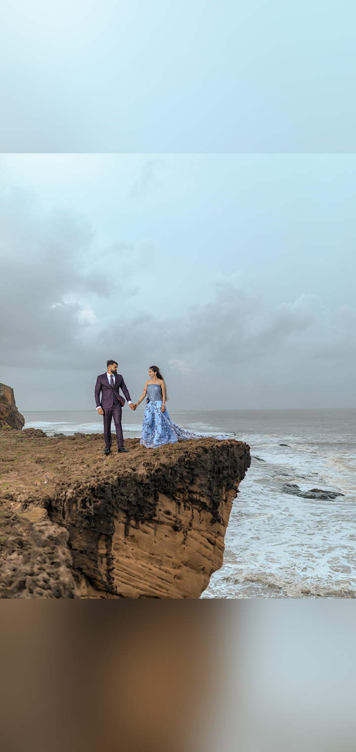 Dilus Photography Pose Image