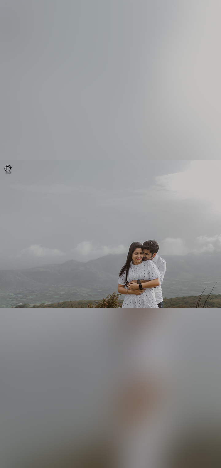 Dilus Photography Pose Image