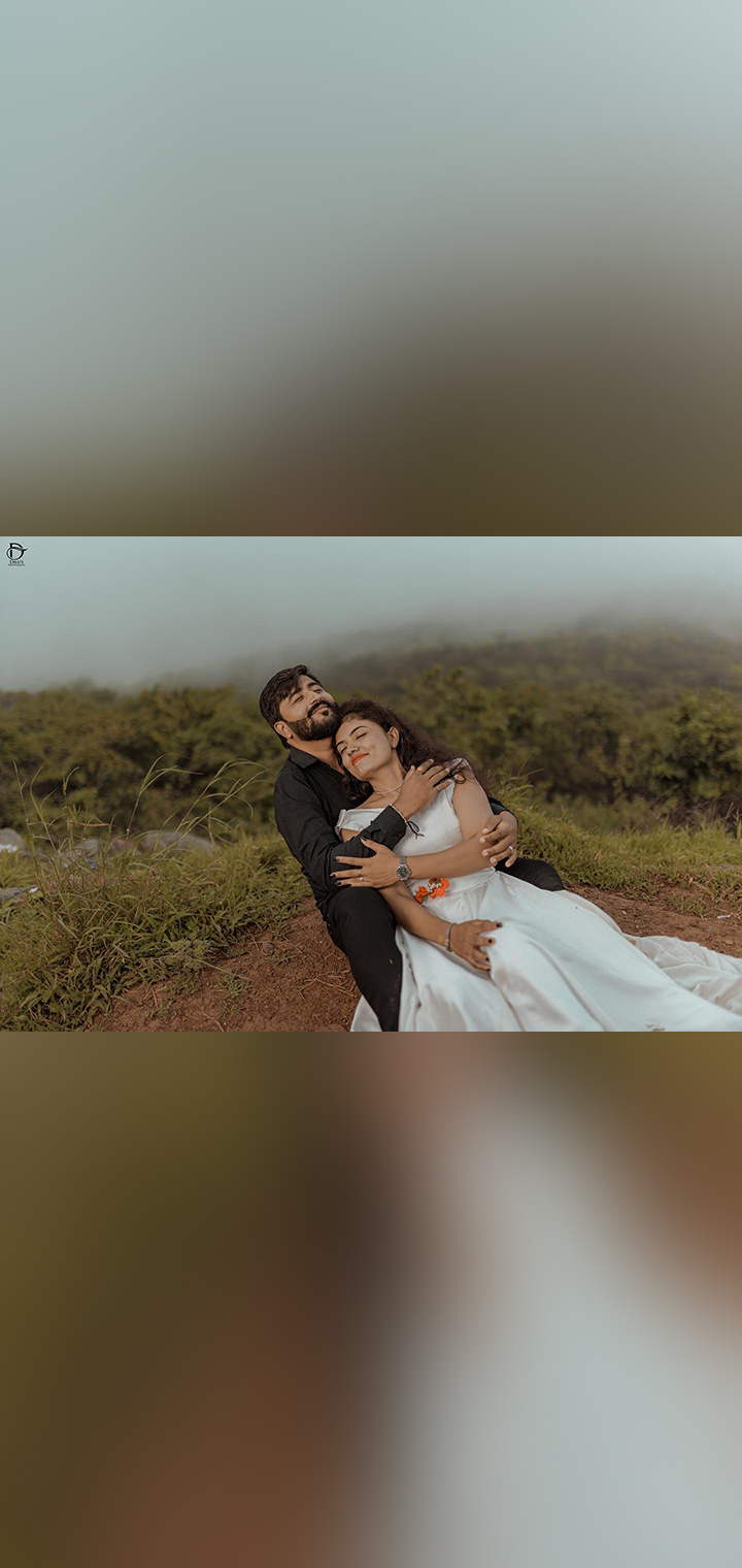 Dilus Photography Pose Image