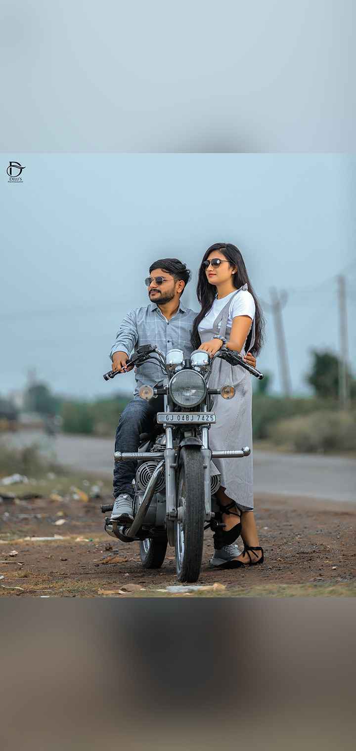 Dilus Photography Pose Image