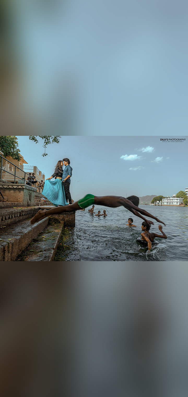 Dilus Photography Pose Image