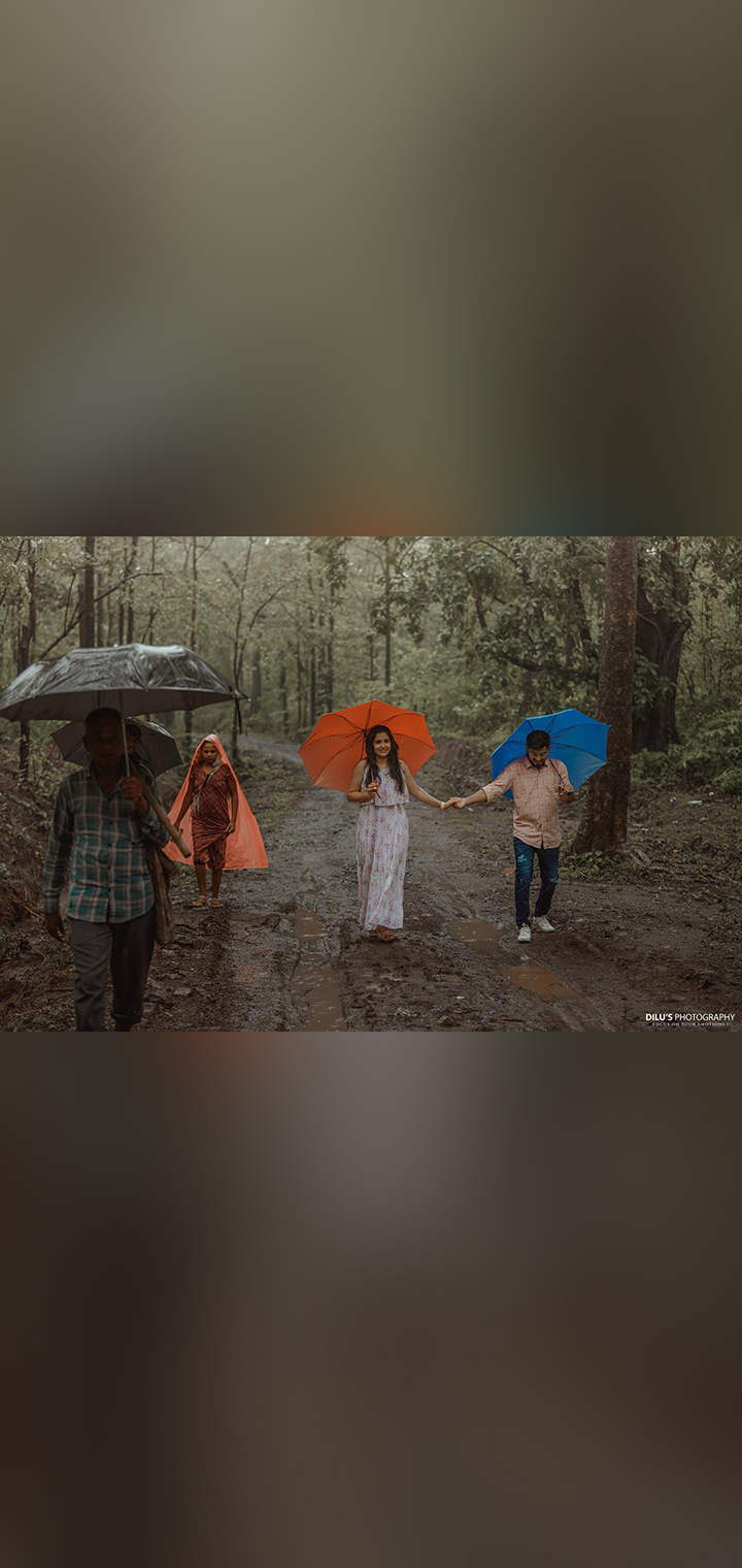 Dilus Photography Pose Image