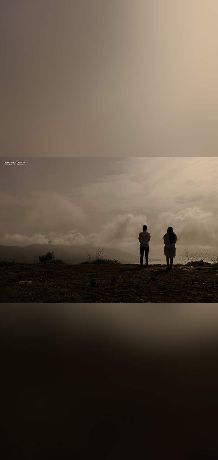 Dilus Photography Pose Image
