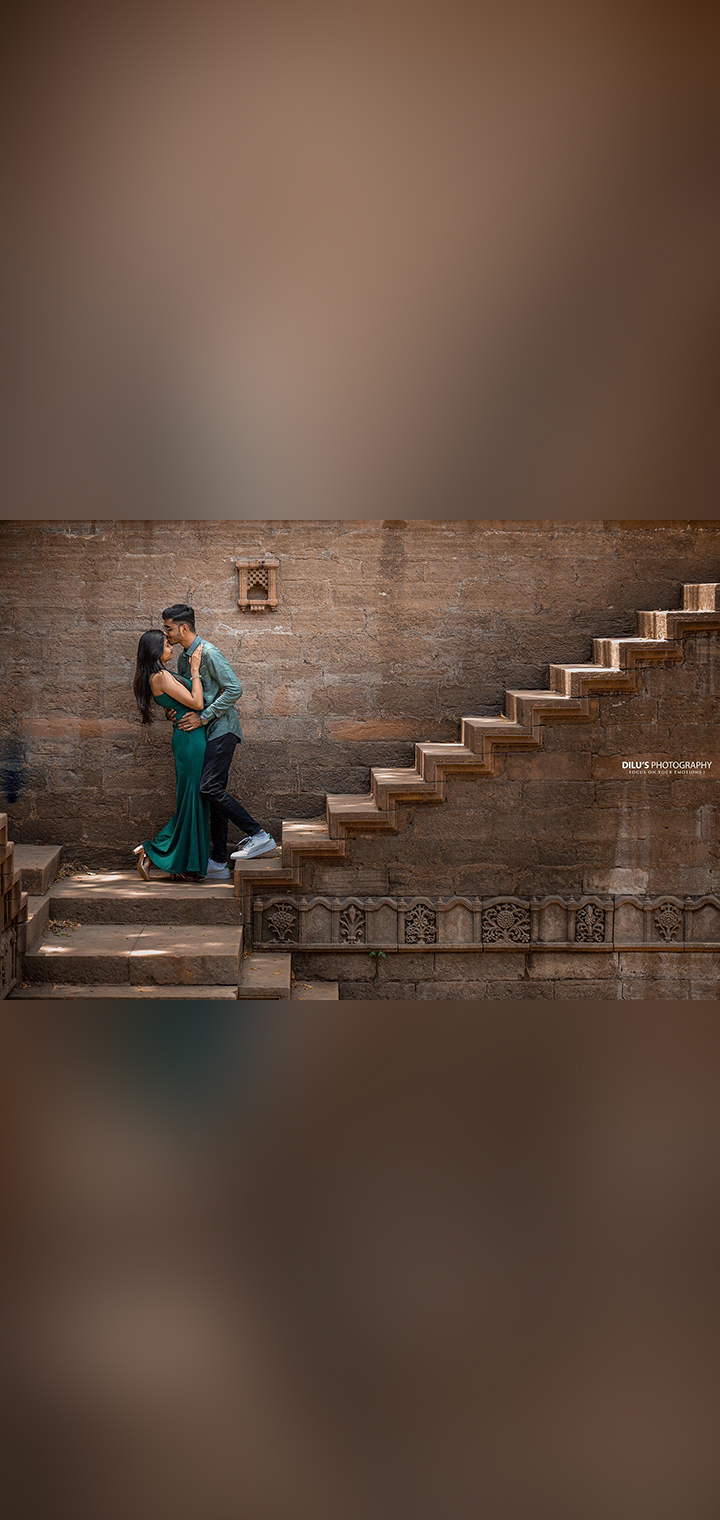 Dilus Photography Pose Image