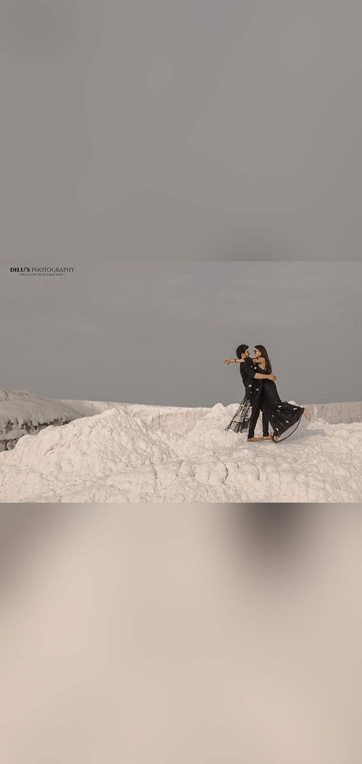 Dilus Photography Pose Image