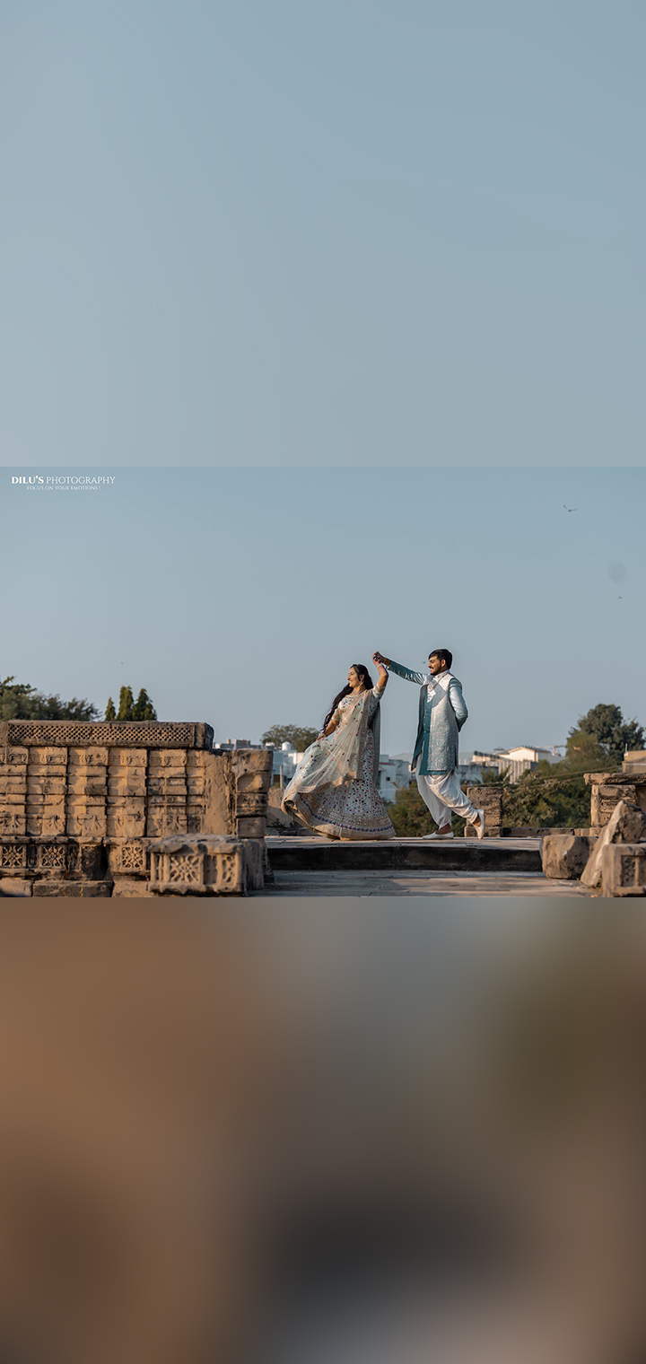 Dilus Photography Pose Image