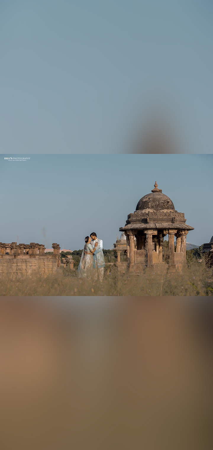 Dilus Photography Pose Image