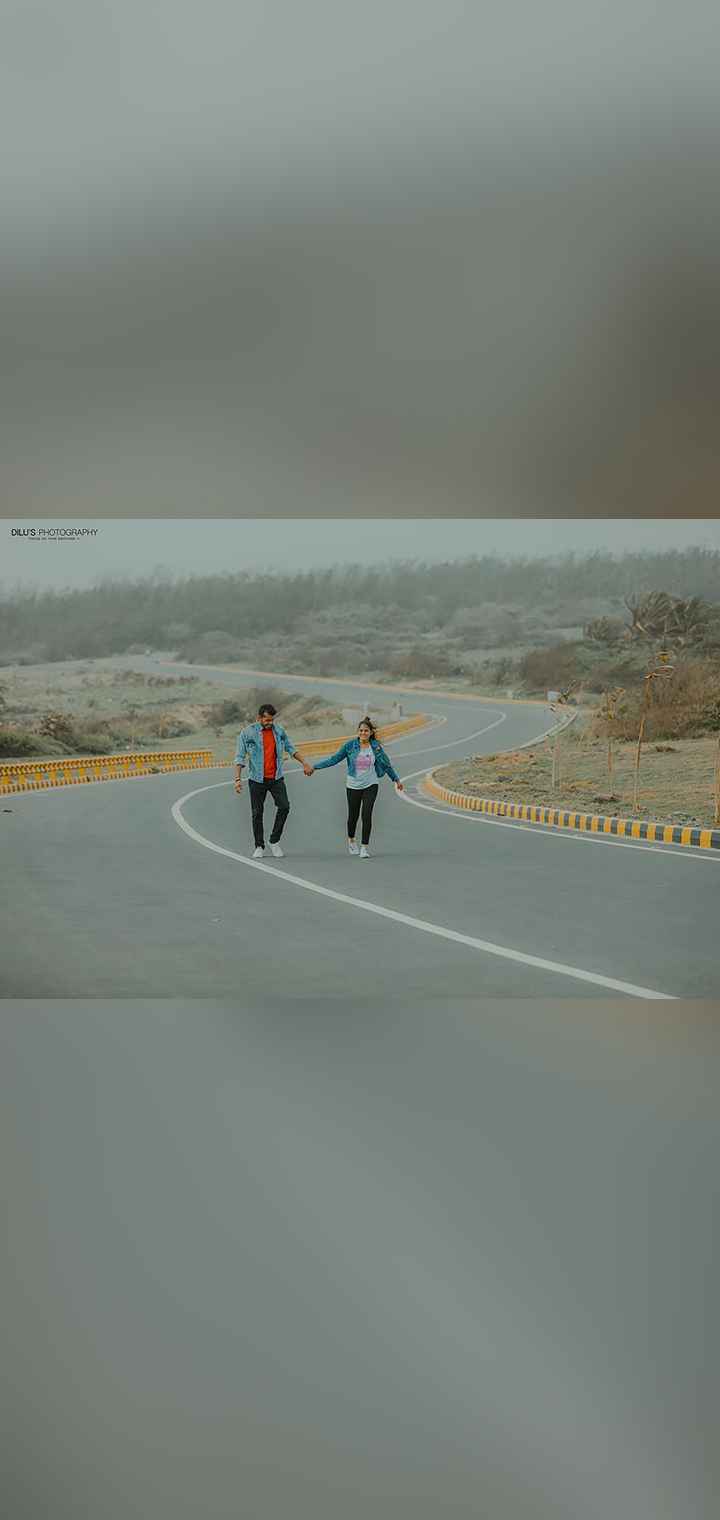 Dilus Photography Pose Image