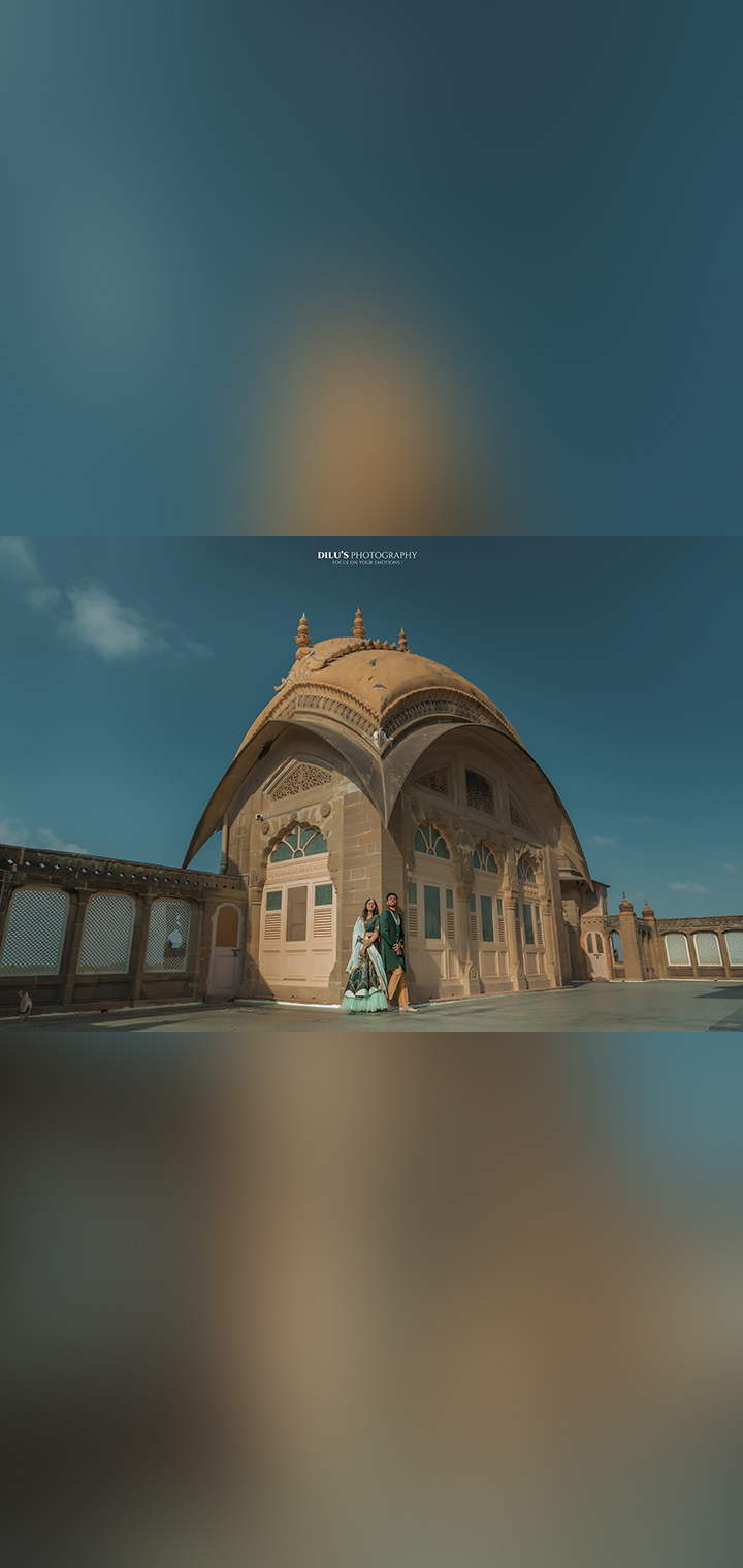 Dilus Photography Pose Image