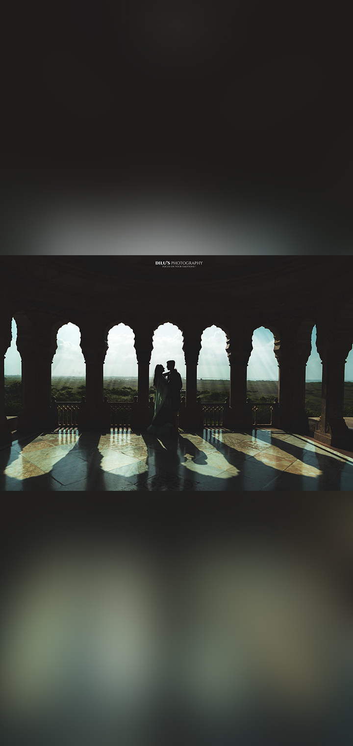 Dilus Photography Pose Image