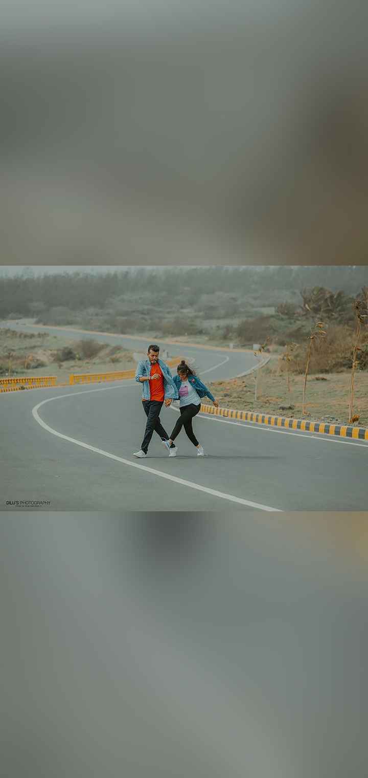 Dilus Photography Pose Image
